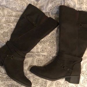 Dark brown boots